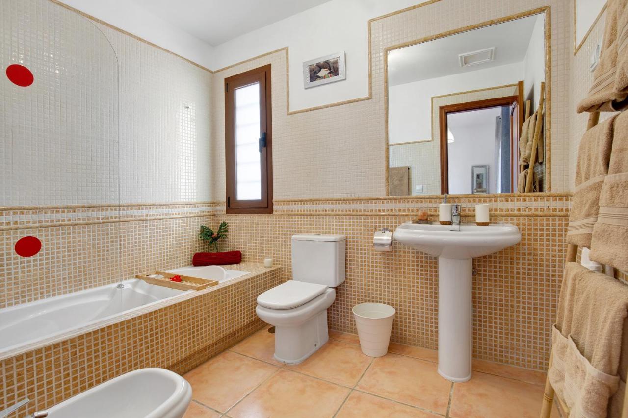 Villa Baobab Коралео Екстериор снимка